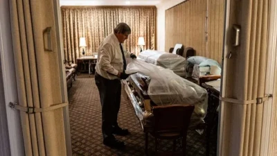 Funeral Director Says 95% Of Corpses Had Received 'Covid' Jab Within 1 Weeks Of Death
