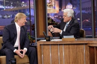 Trump showing Illuminati handsign