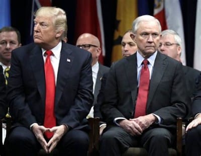 Trump showing Illuminati handsign