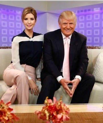 Trump showing Illuminati handsign